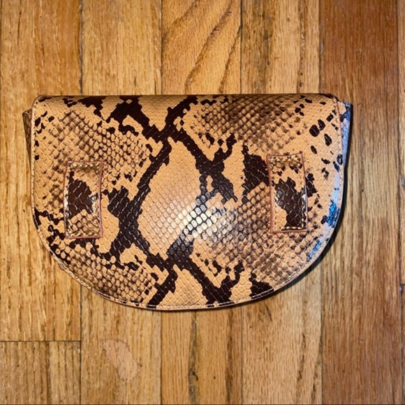 Rachel Half-Moon Belt loop bag in Brown - Picture 2 of 7